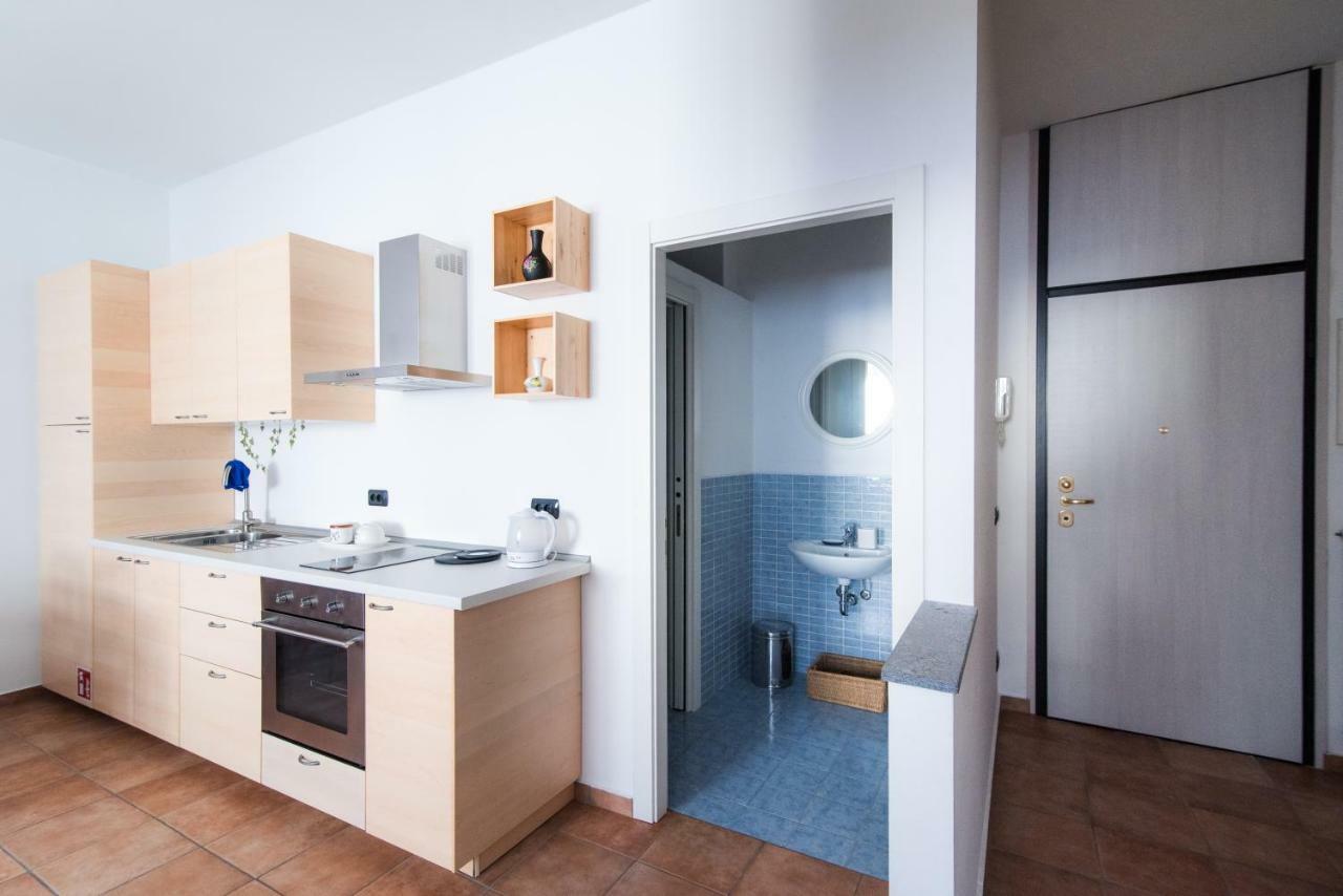 Al Piccolo Molo Apartman Como Kültér fotó